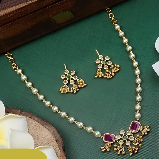 Elegant Kundan Pearl Jewelry Set